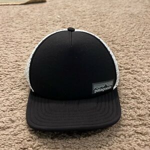 Patagonia Duckbill trucker hat (black)